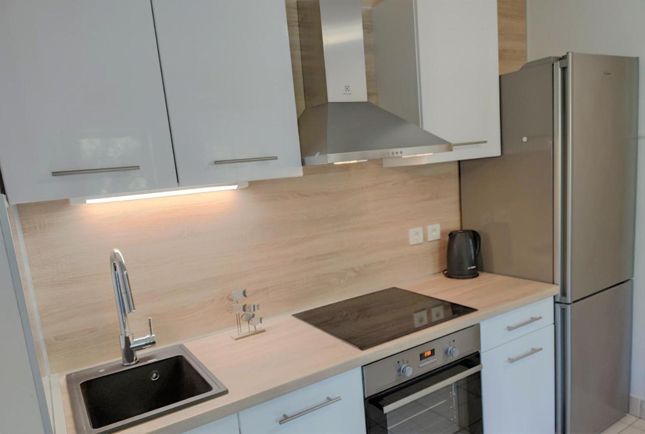Apartments Riba Vis Room photo