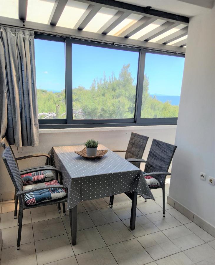 Apartments Riba Vis Room photo