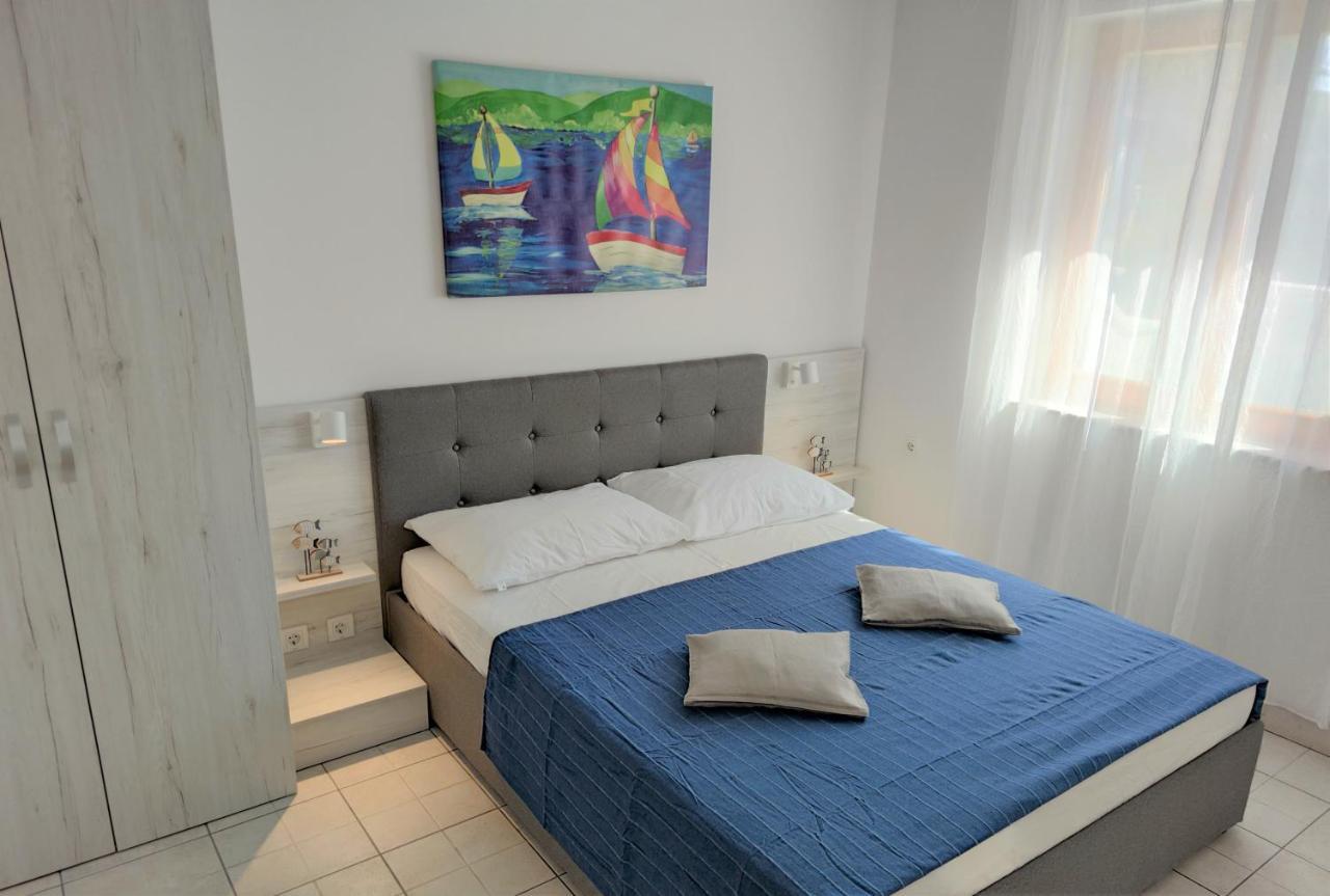 Apartments Riba Vis Room photo